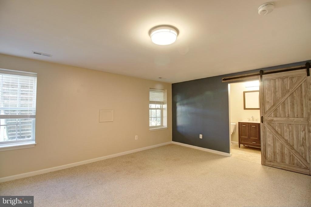 8322 Jordan Valley Way - Photo 24