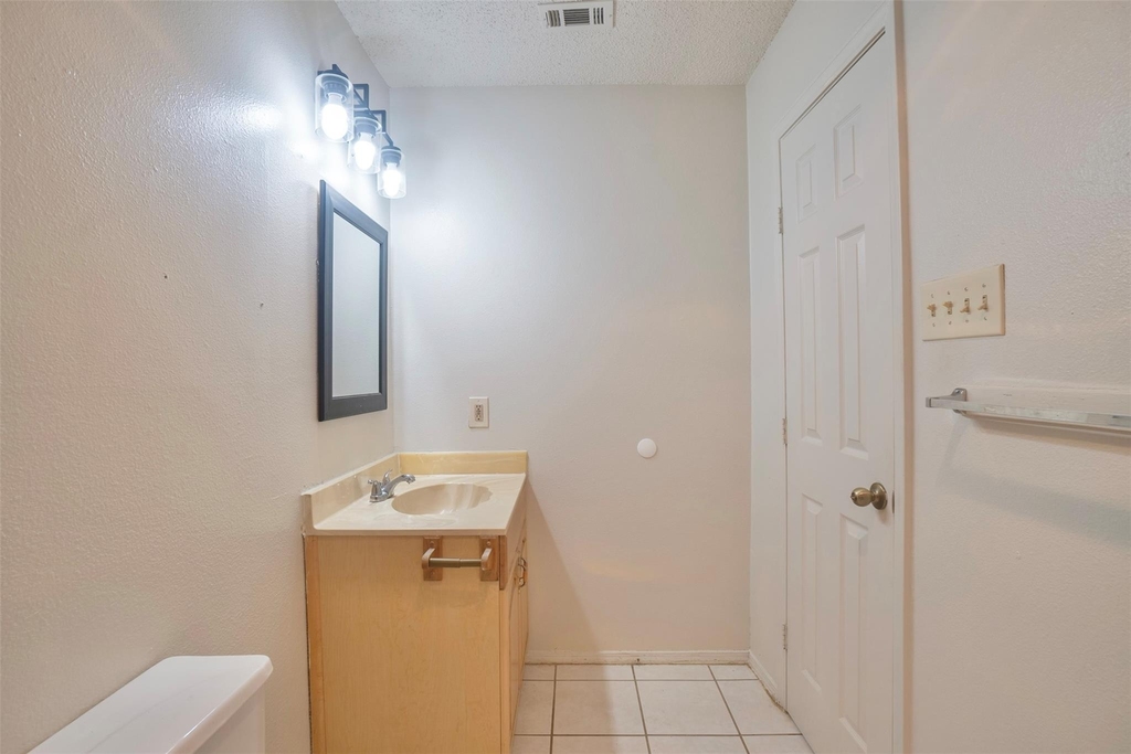305 Regatta Ct - Photo 21