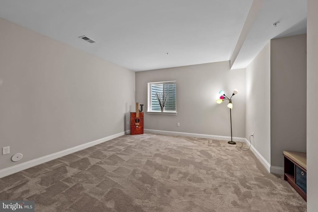 6408 Paddington Street - Photo 42