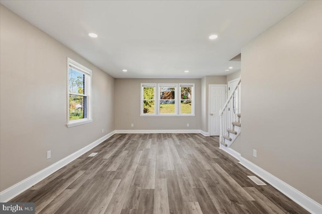 6303 Fieldvale Road - Photo 4