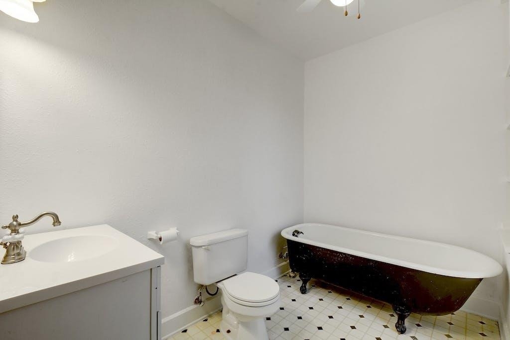 304 Olive St - Photo 15