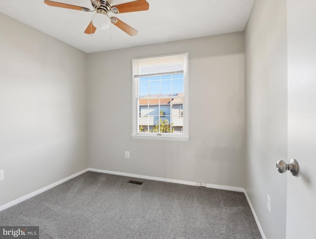 807 Joshua Tree Court - Photo 14