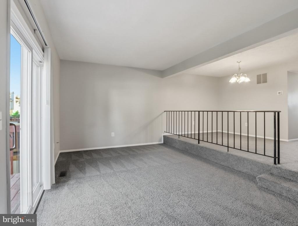 807 Joshua Tree Court - Photo 4