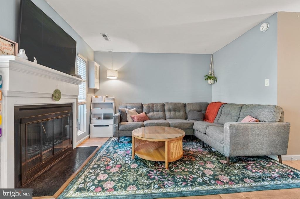 290 Hilltop Lane - Photo 1