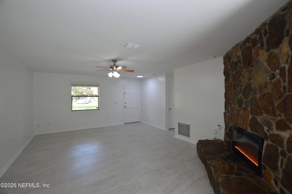 2045 Derringer Road - Photo 4