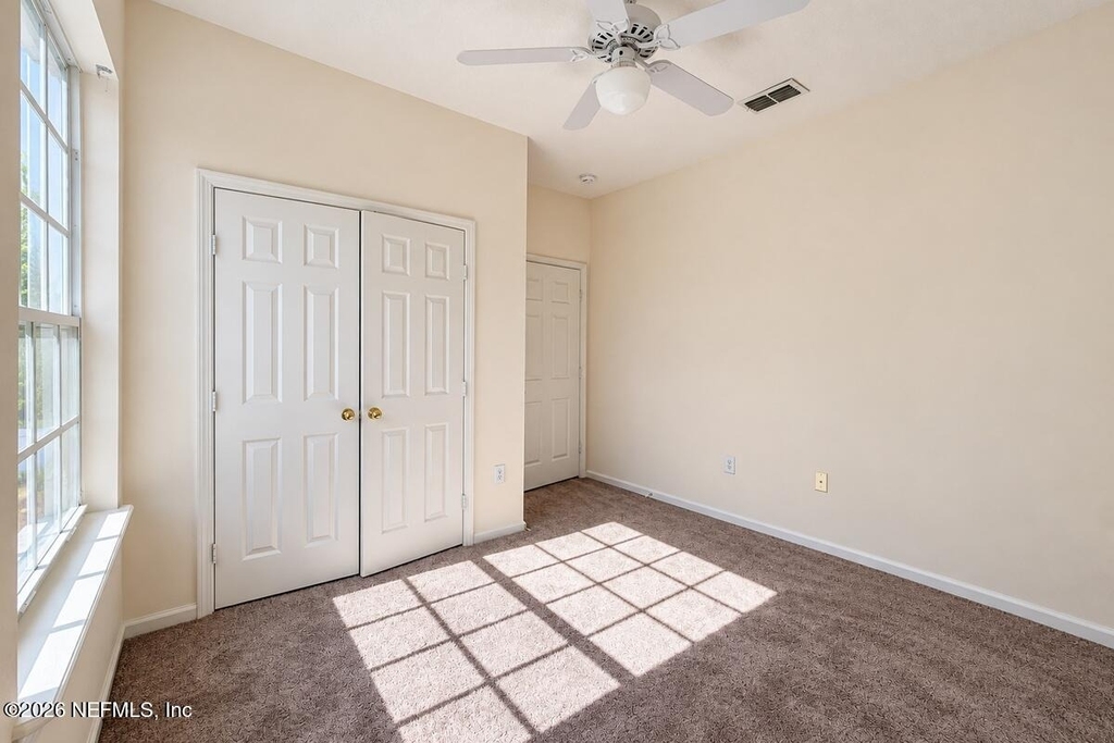 10550 Baymeadows Road - Photo 13