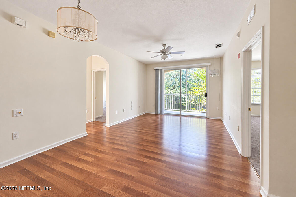 10550 Baymeadows Road - Photo 3