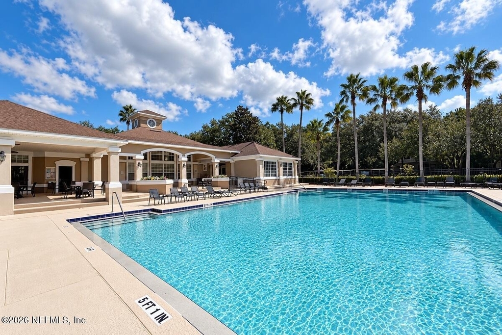 10550 Baymeadows Road - Photo 24