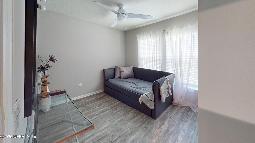 350 Hepburn Road - Photo 8