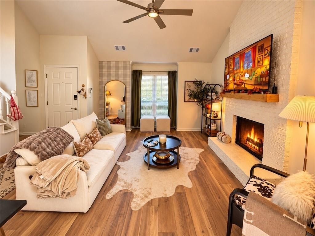 1195 Minhinette Drive - Photo 2
