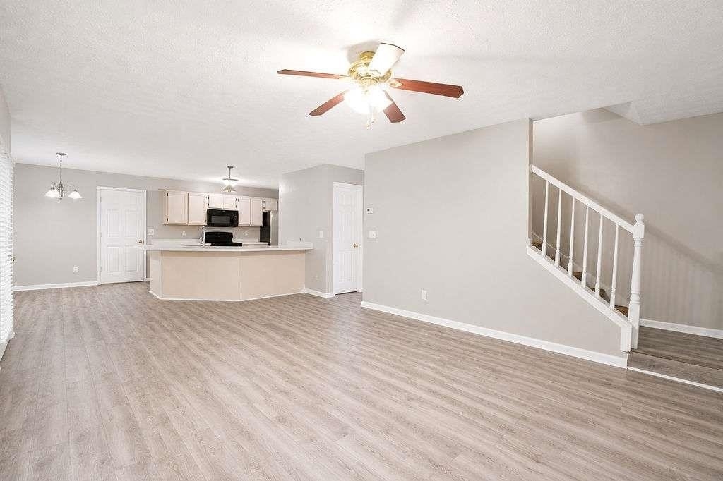 775 Stonemill Manor - Photo 9