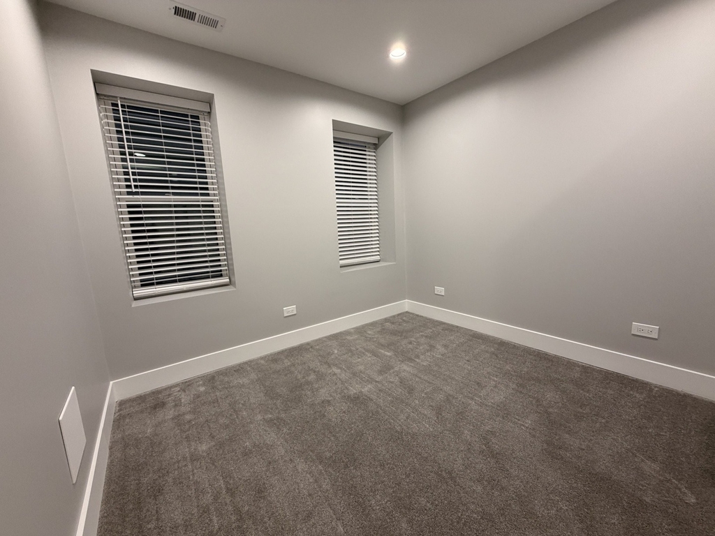 2227 W 21st Street - Photo 5