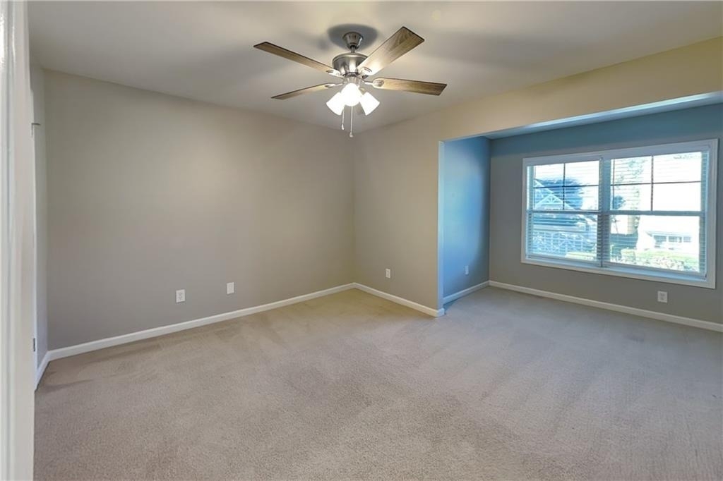 402 Belmont Way - Photo 9