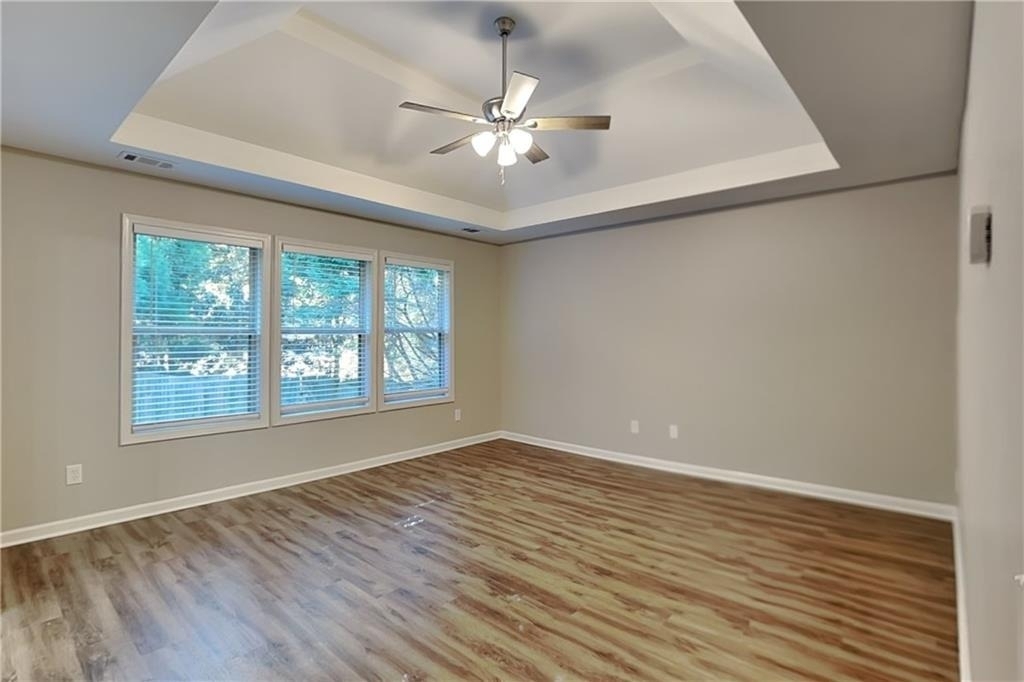 402 Belmont Way - Photo 6