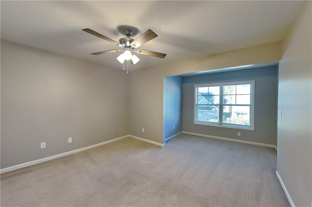 402 Belmont Way - Photo 8