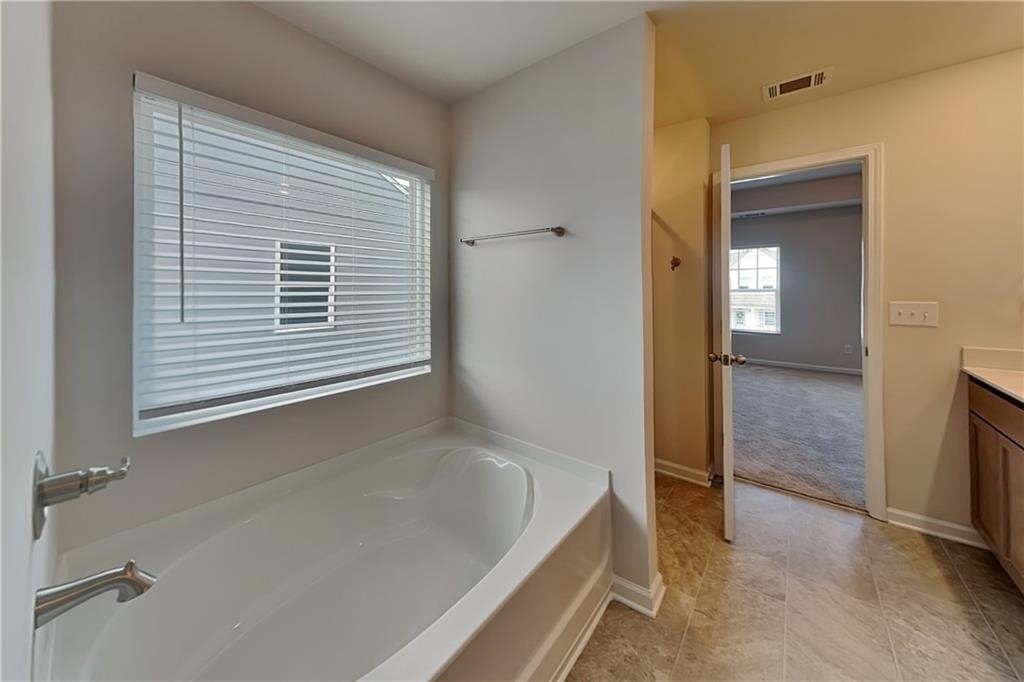 353 Bloomfield Circle - Photo 11