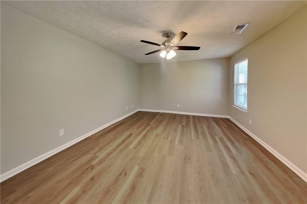 111 Crestbend Lane - Photo 11