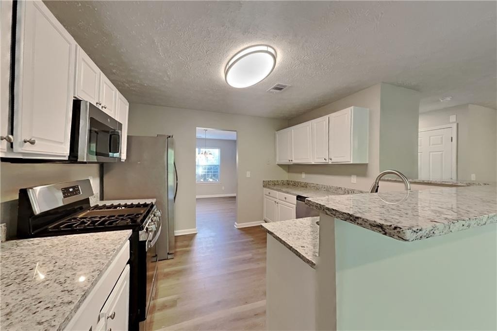 111 Crestbend Lane - Photo 5