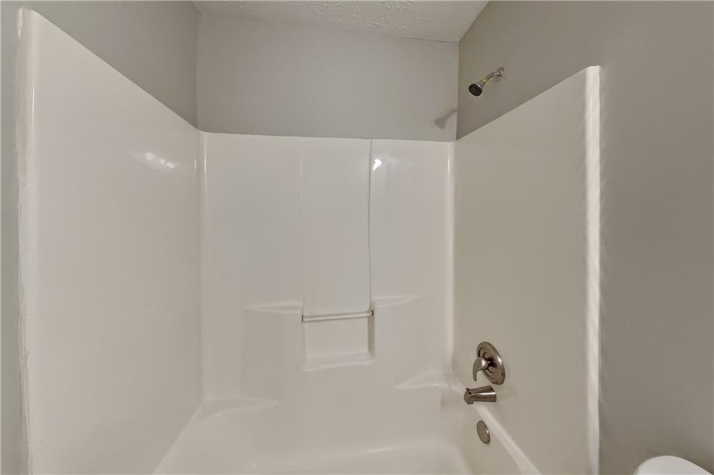 111 Crestbend Lane - Photo 18