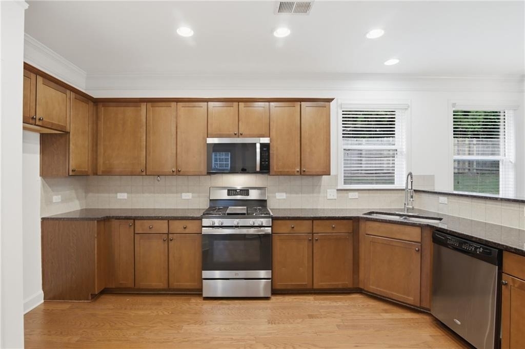 4875 Shiloh Crossing Way - Photo 12