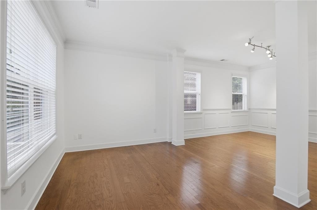 4875 Shiloh Crossing Way - Photo 3