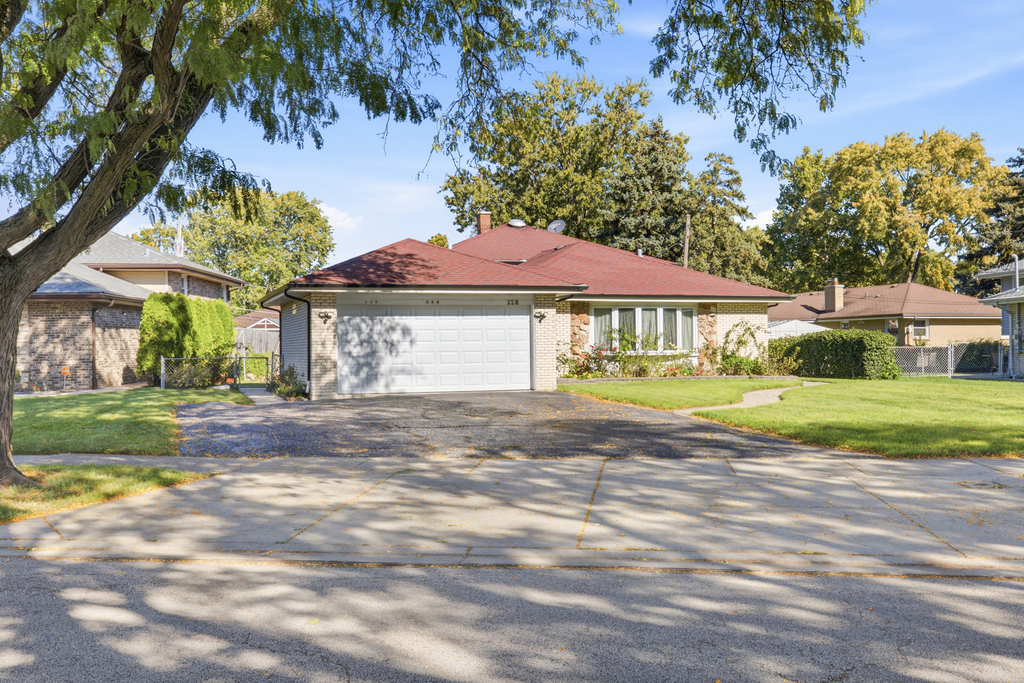 228 Dover Drive - Photo 0