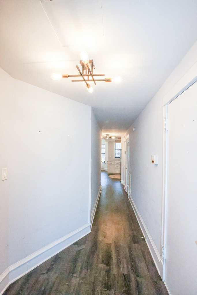 907 W Sheridan Road - Photo 13