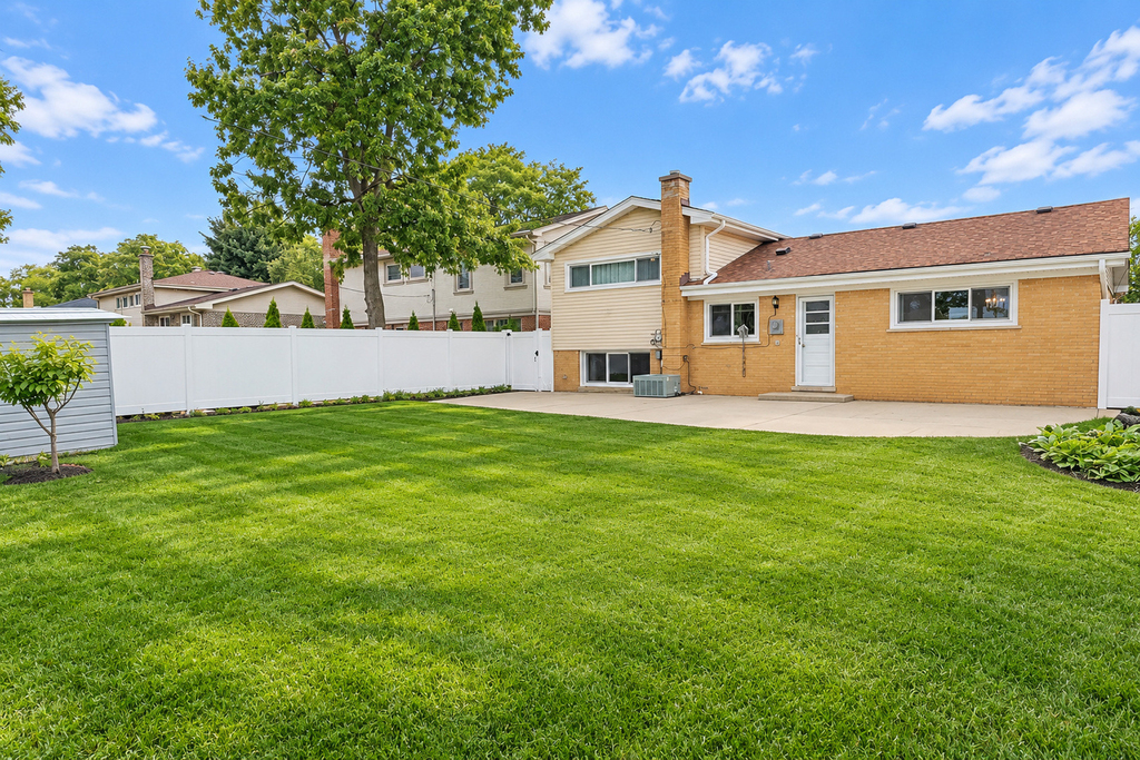 7847 Maple Street - Photo 13