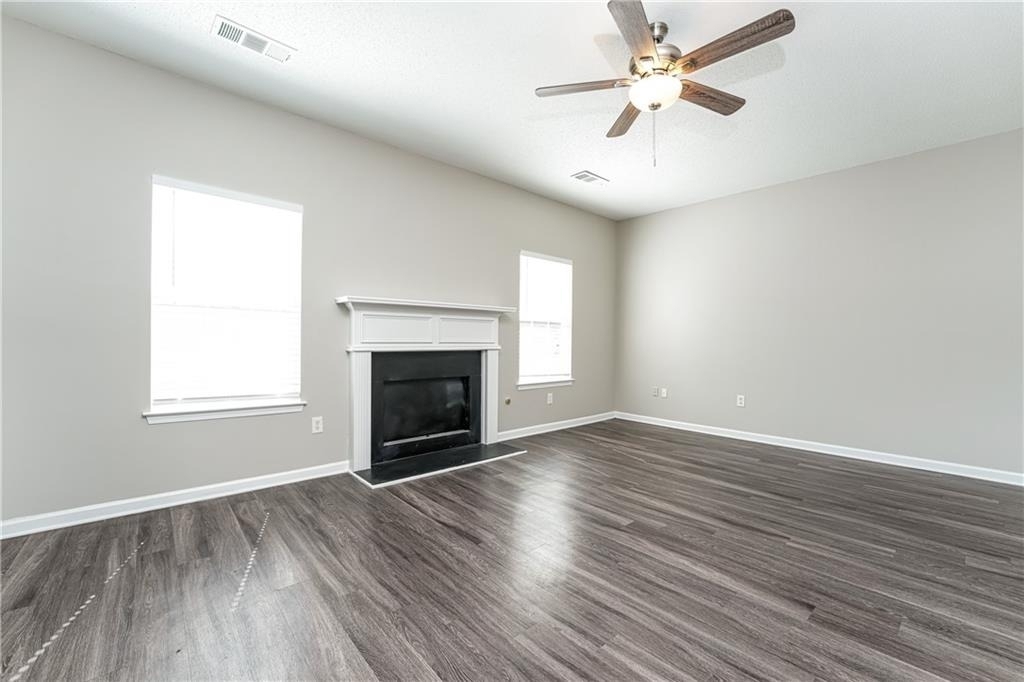 2575 Captains Row - Photo 4