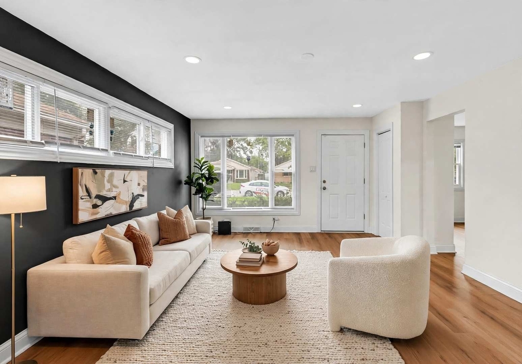 14905 Edbrooke Avenue - Photo 13
