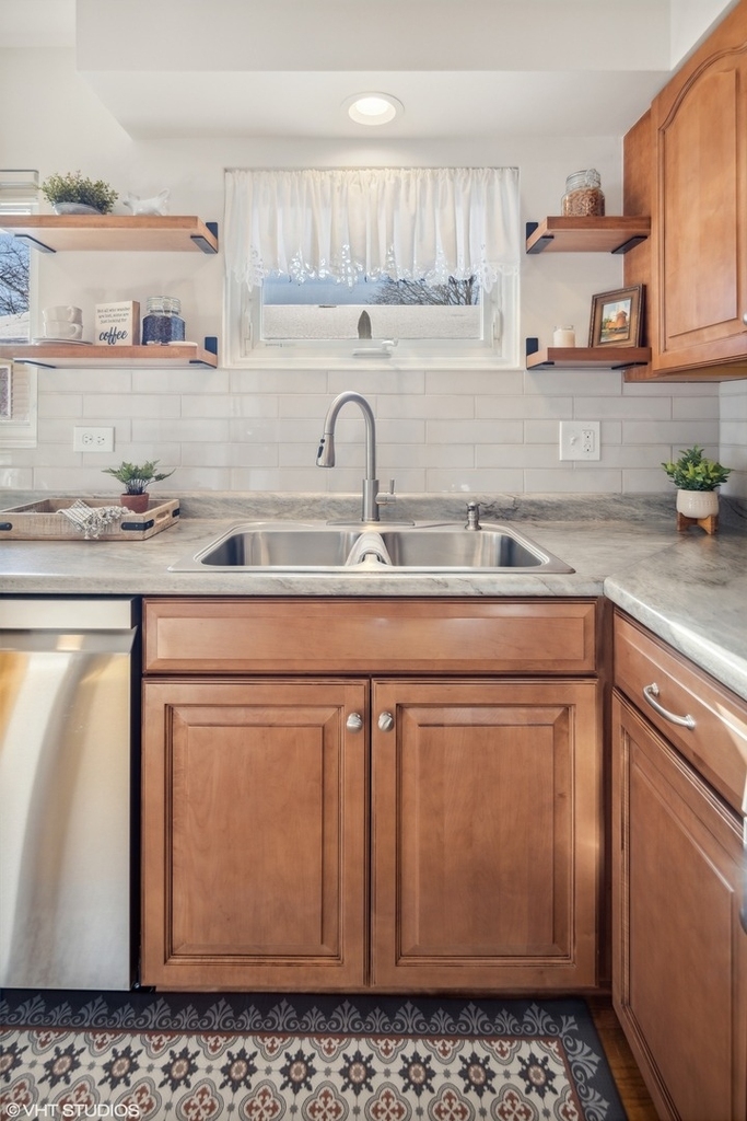 1024 S Summit Avenue - Photo 9