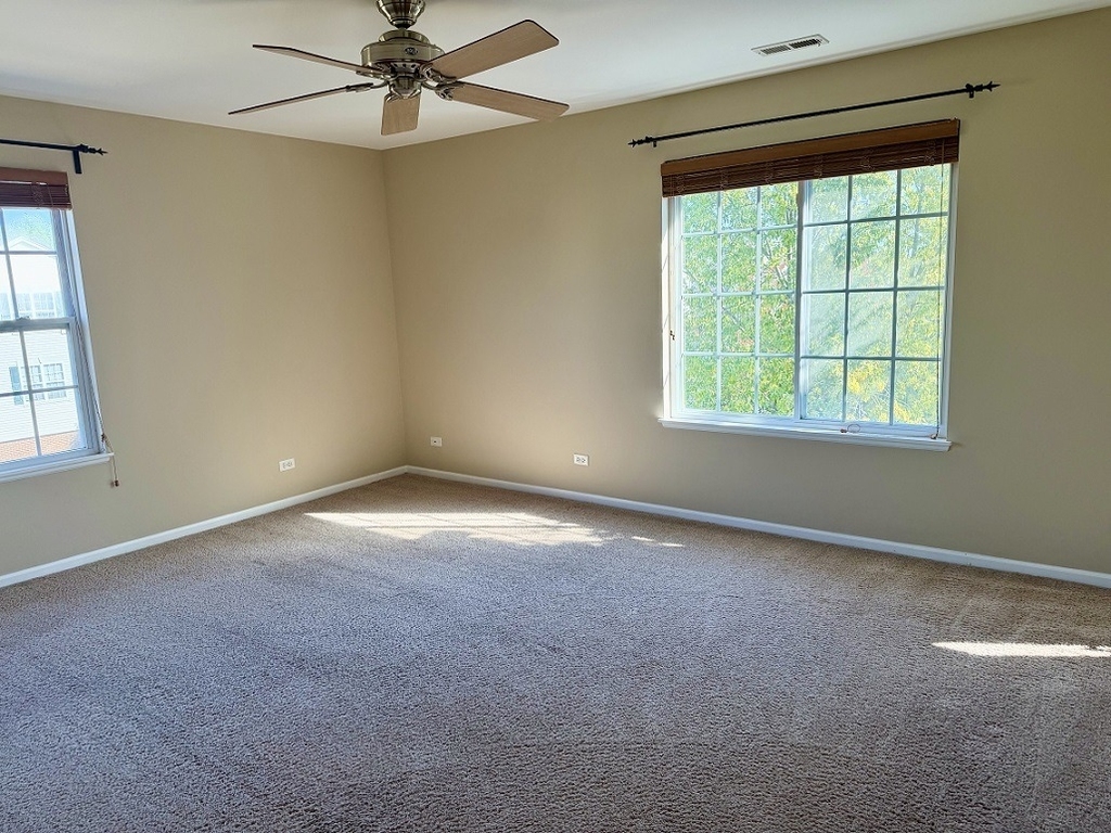 261 Evergreen Circle - Photo 10