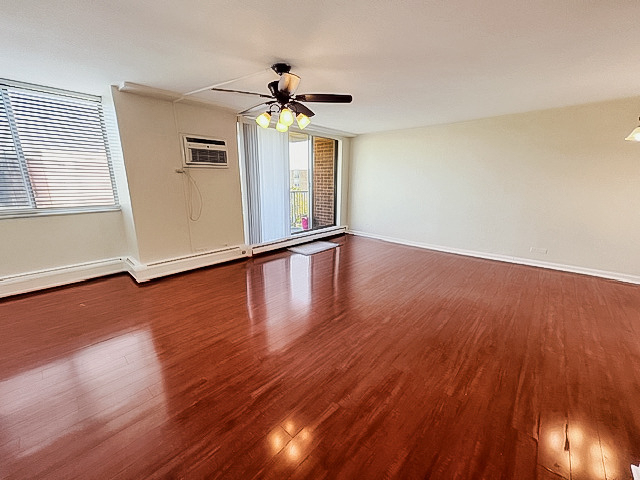 2201 S Stewart Avenue - Photo 2