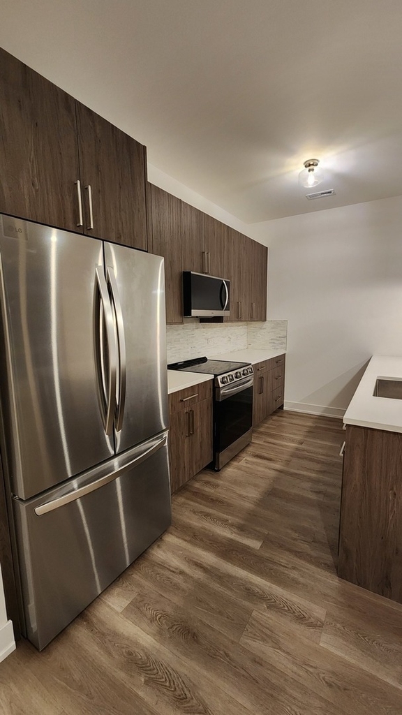 3948 S Indiana Avenue - Photo 10