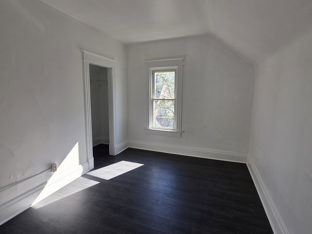 222 Mckinley Avenue - Photo 11