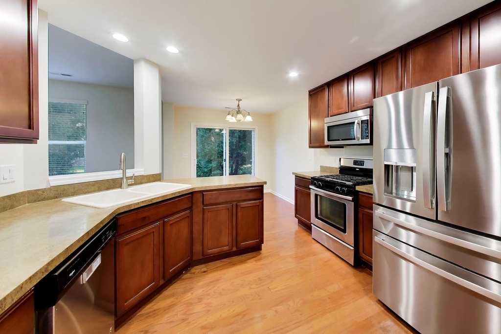 337 Devoe Drive - Photo 9