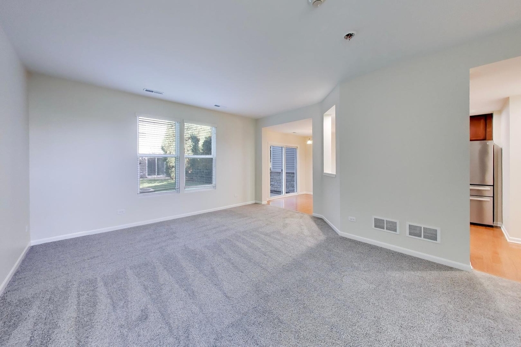 337 Devoe Drive - Photo 3