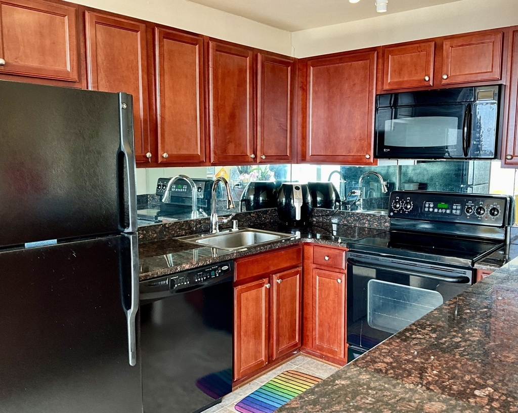655 W Irving Park Road - Photo 10