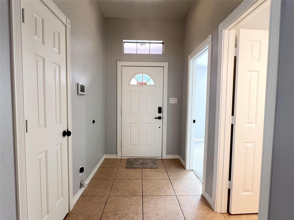 305 Scenic Brook Street - Photo 6