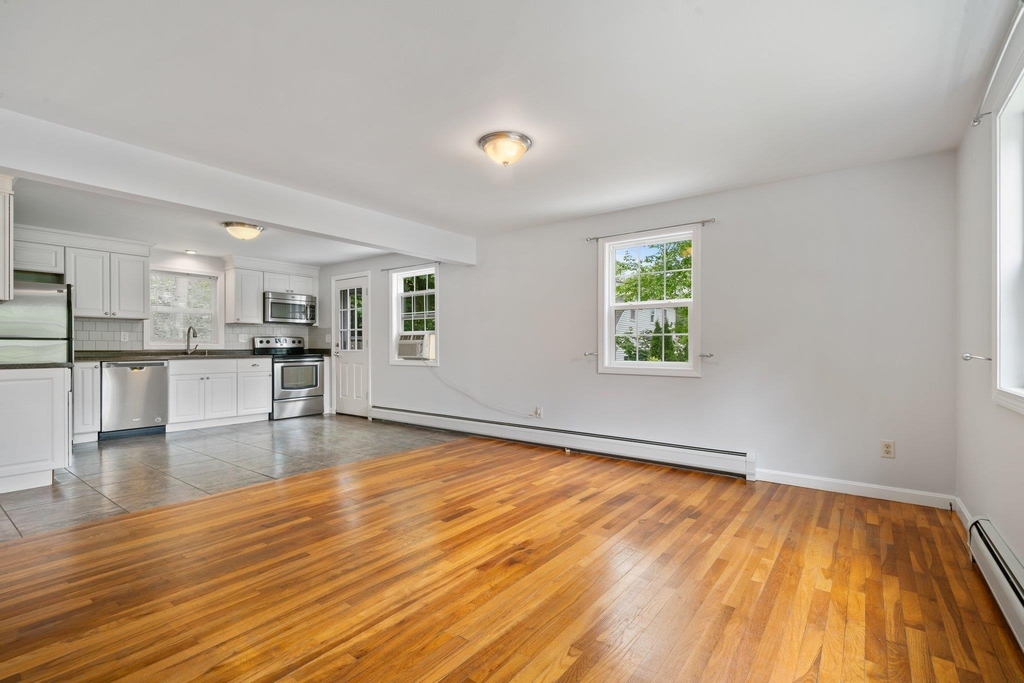 3 Maplewood - Photo 5