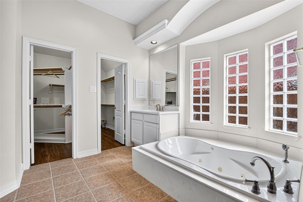 2578 Costa Mesa Circle - Photo 9