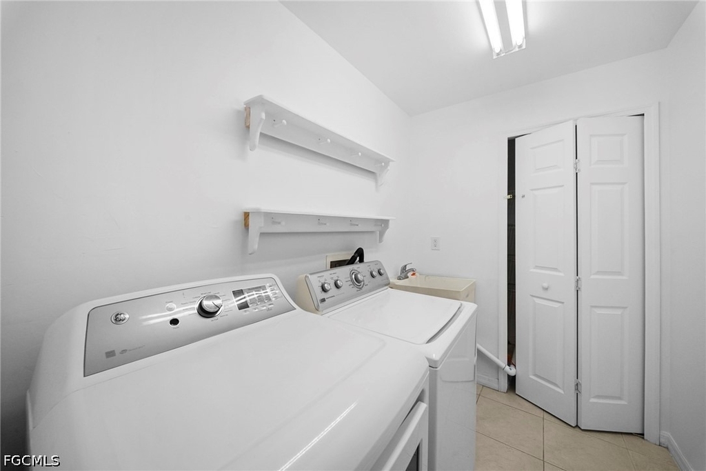 715 Dudley Avenue S - Photo 20