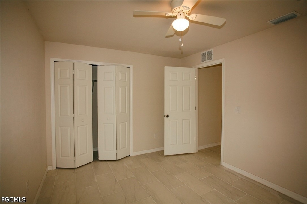 1321 Se 8th Place - Photo 15
