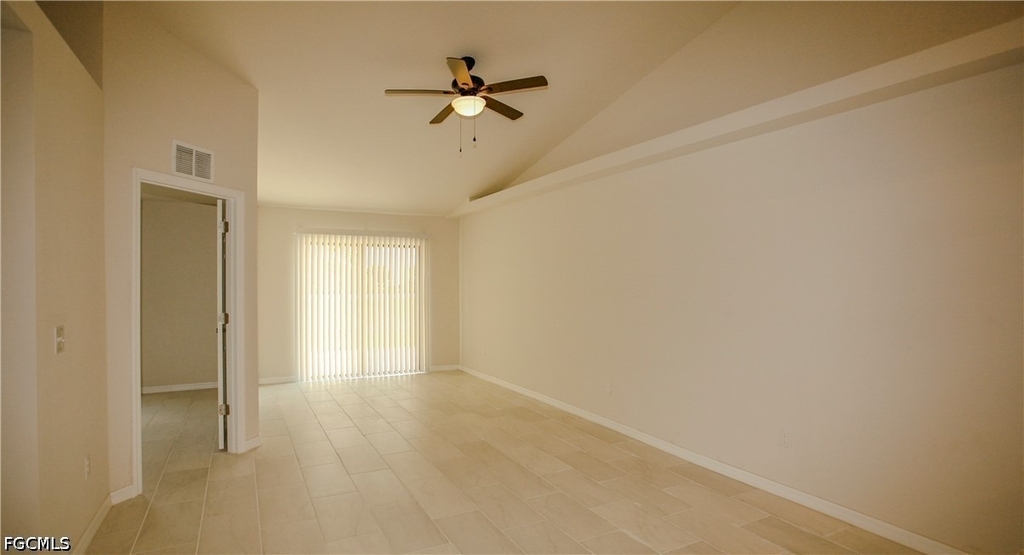 1321 Se 8th Place - Photo 1