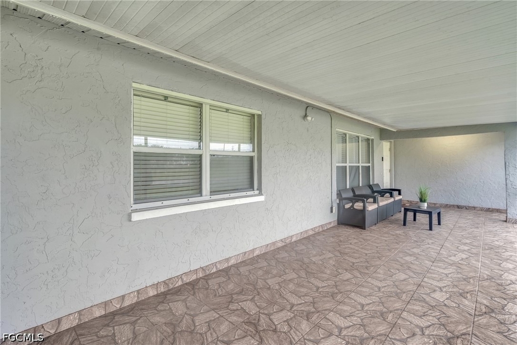 1618 Se 13th Street - Photo 4