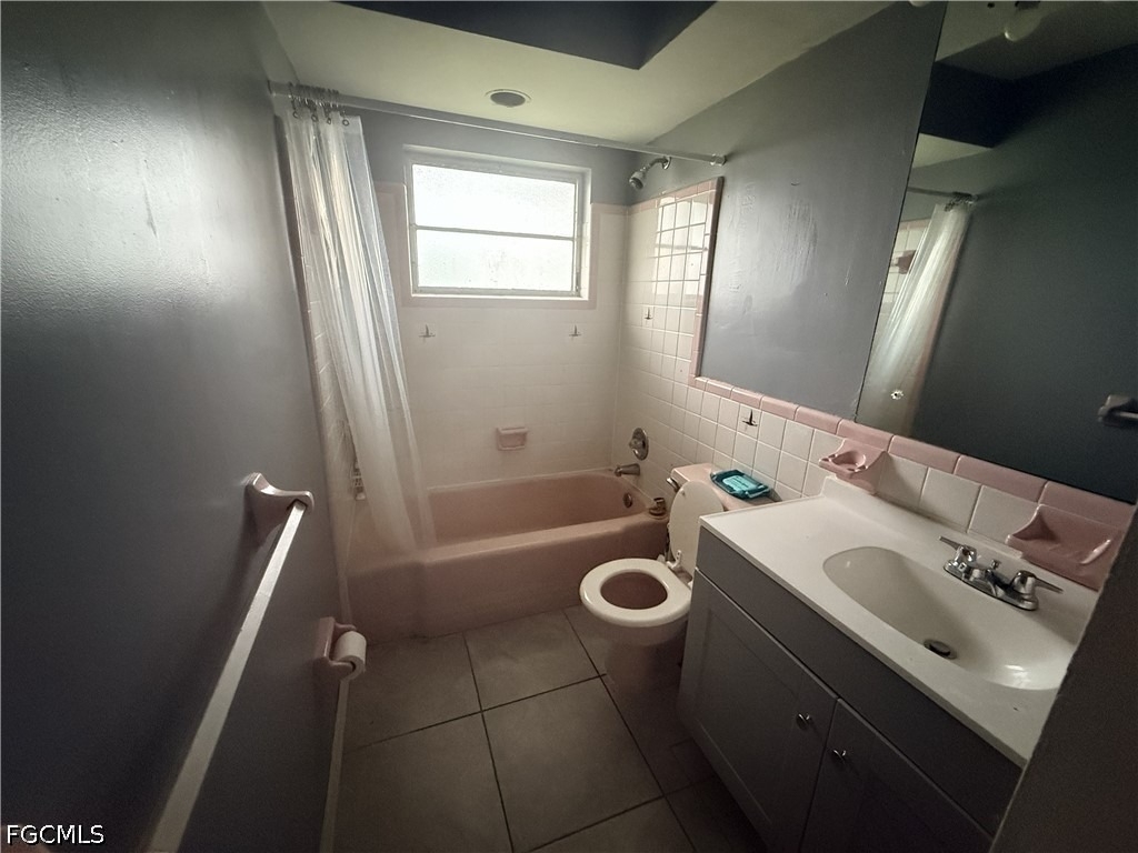 4347 S Bay Circle - Photo 3