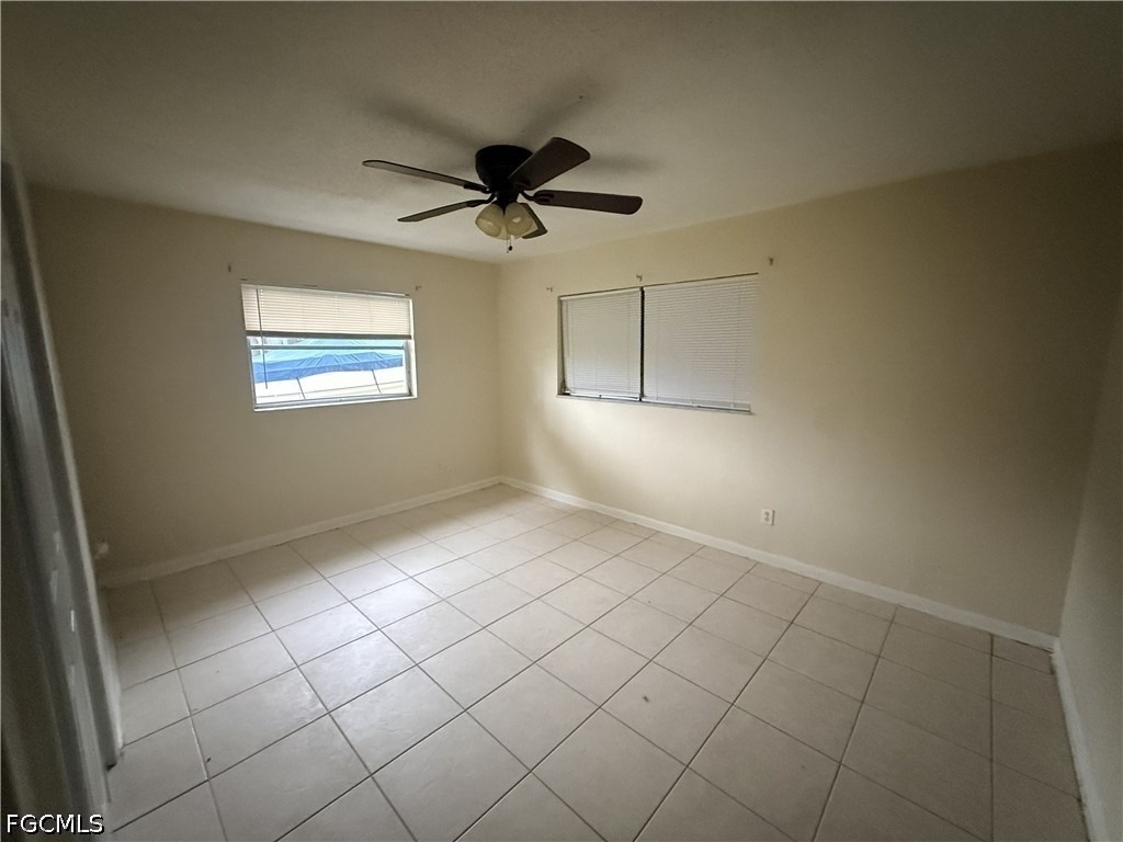 4347 S Bay Circle - Photo 2