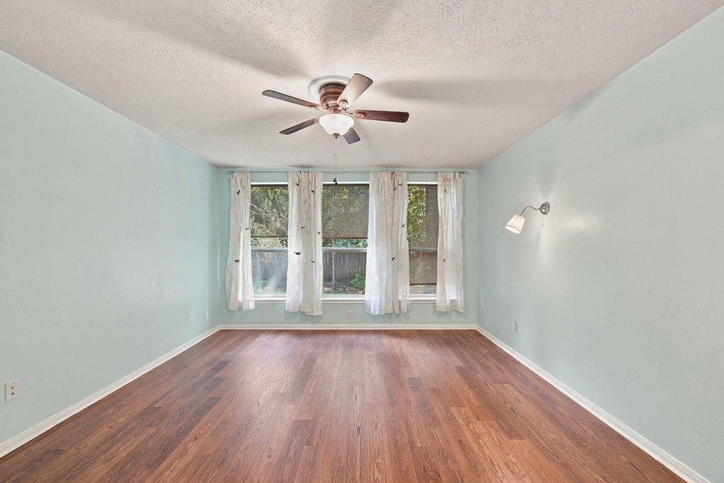 10 Orchid Grove Place - Photo 18