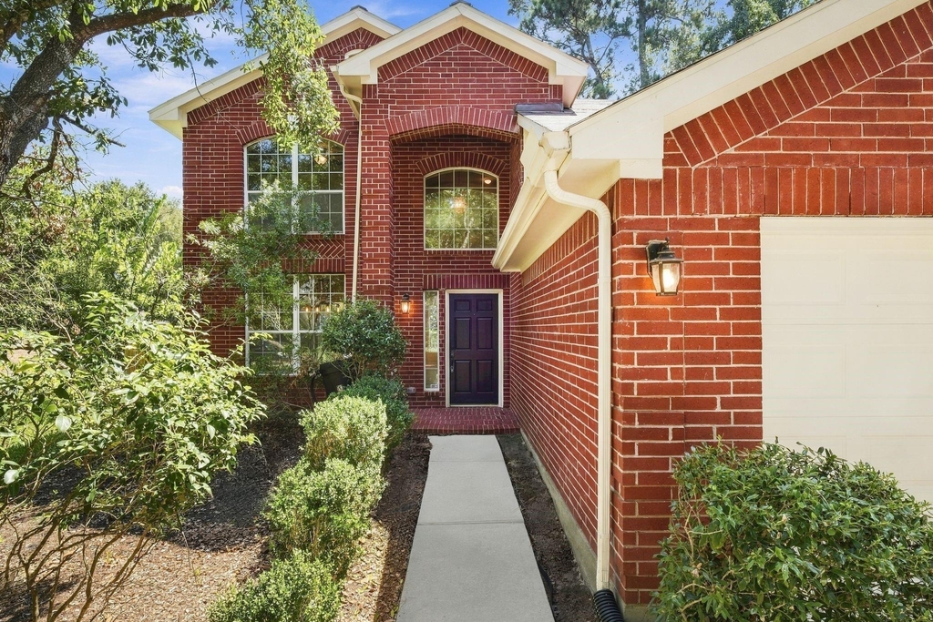 10 Orchid Grove Place - Photo 0
