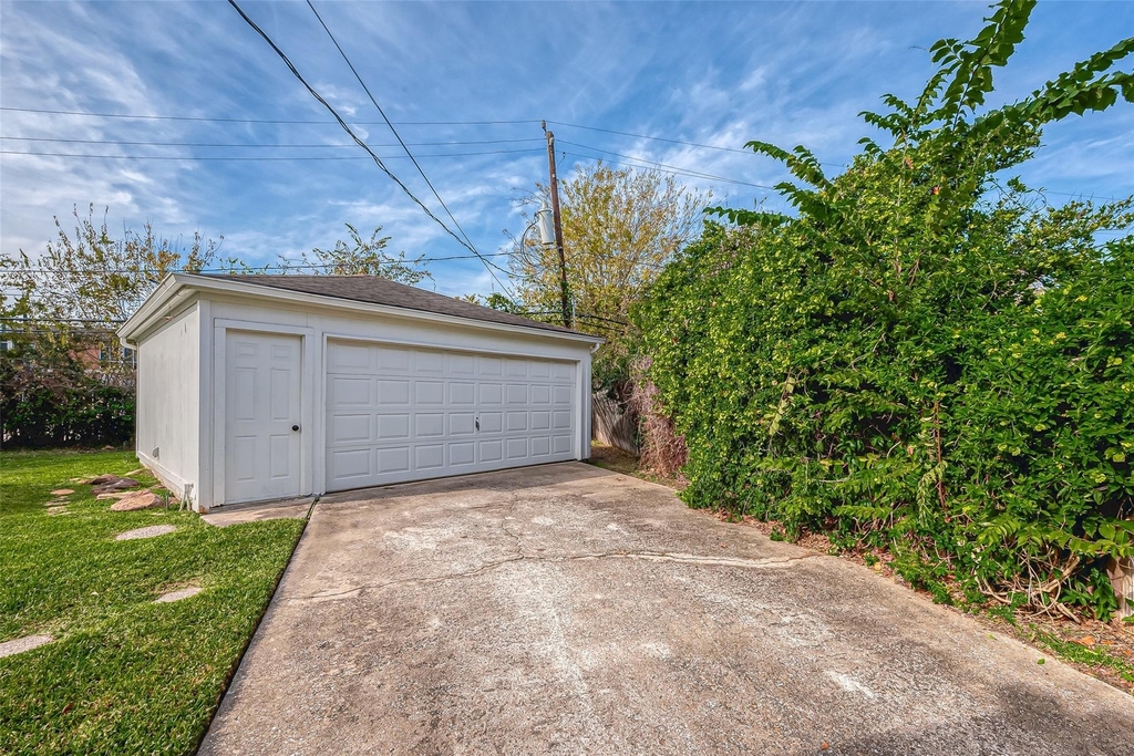 9502 Bob White Drive - Photo 27